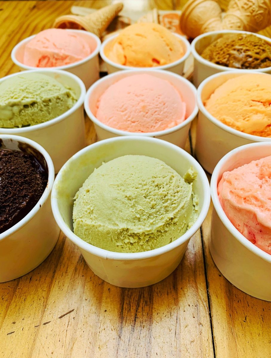 ice cream, cream, chocolate, food, icecream, ice, delicious, frozen, strawberry, tasty, summer, nature, dessert, sweet