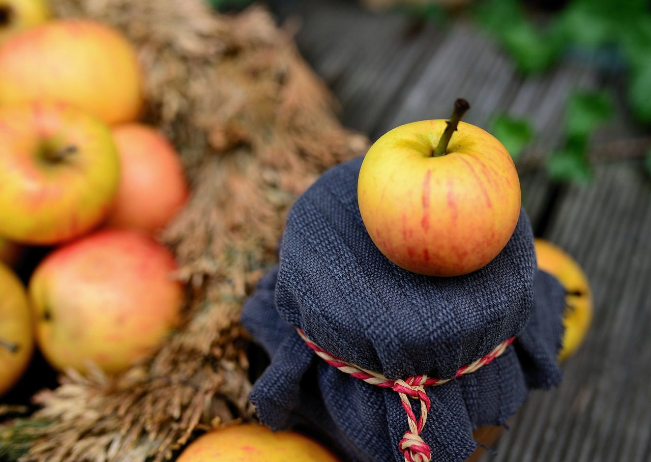 apples, fruit, apple jam, fruit jam, jam, healthy, fresh, food, fruit preserve, marmalade